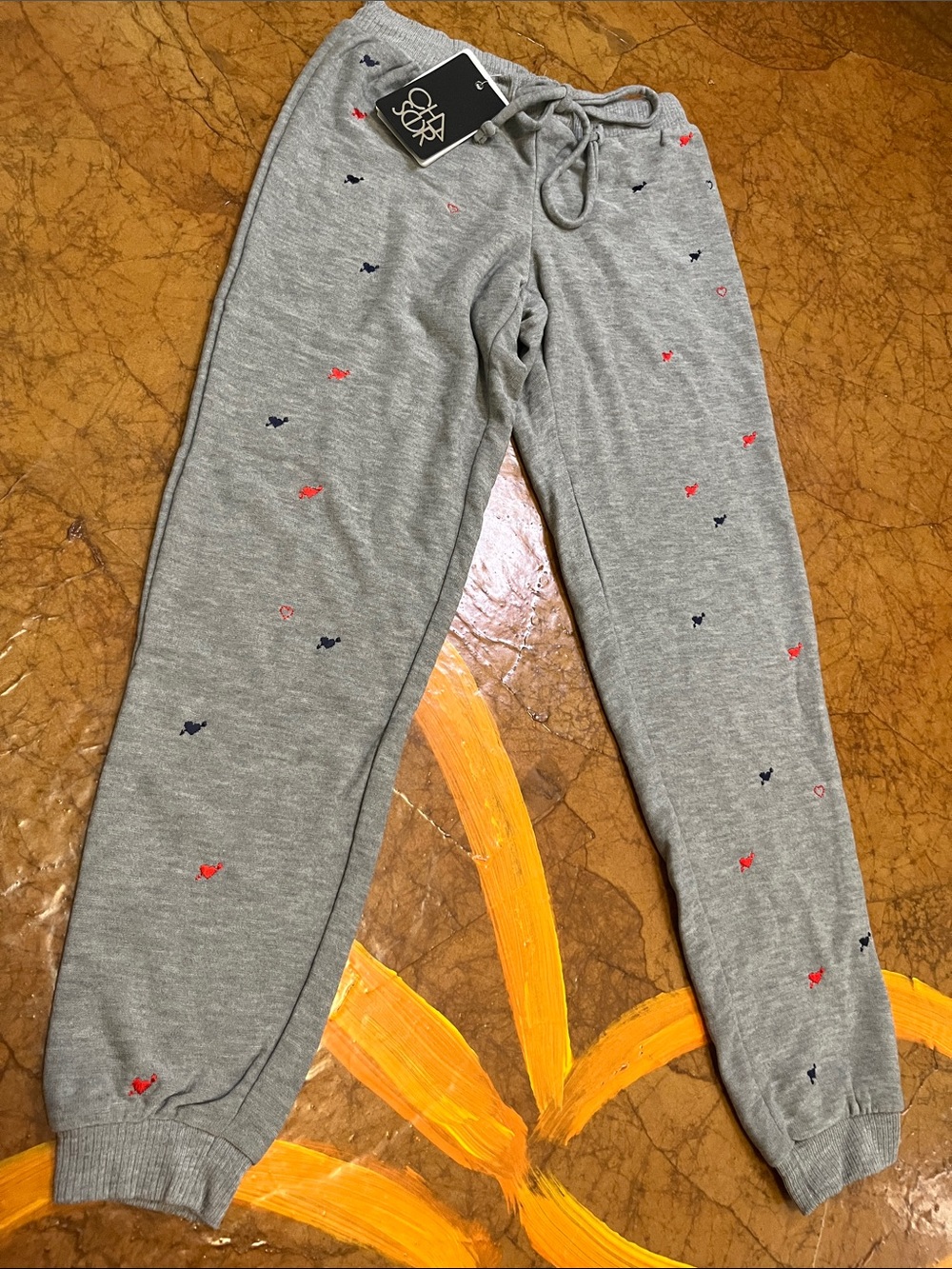 NEW Chaser Hearts and Arrows Grey Jogger Sweatpants Sz Small Womens - Picture 2 of 10